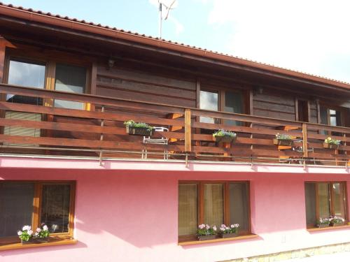 帕维西纳勒霍塔:找到18家住宿